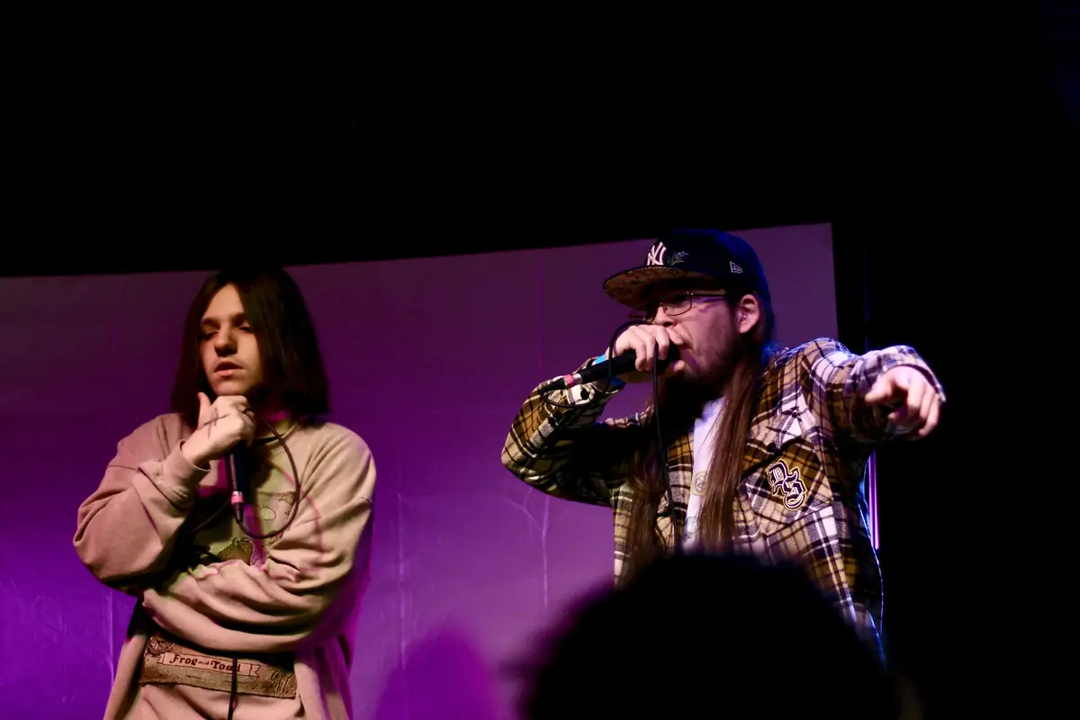 Jinx and his nephew Populus of Sugar Cones on stage at the 1867 Bar Lincoln Nebraska